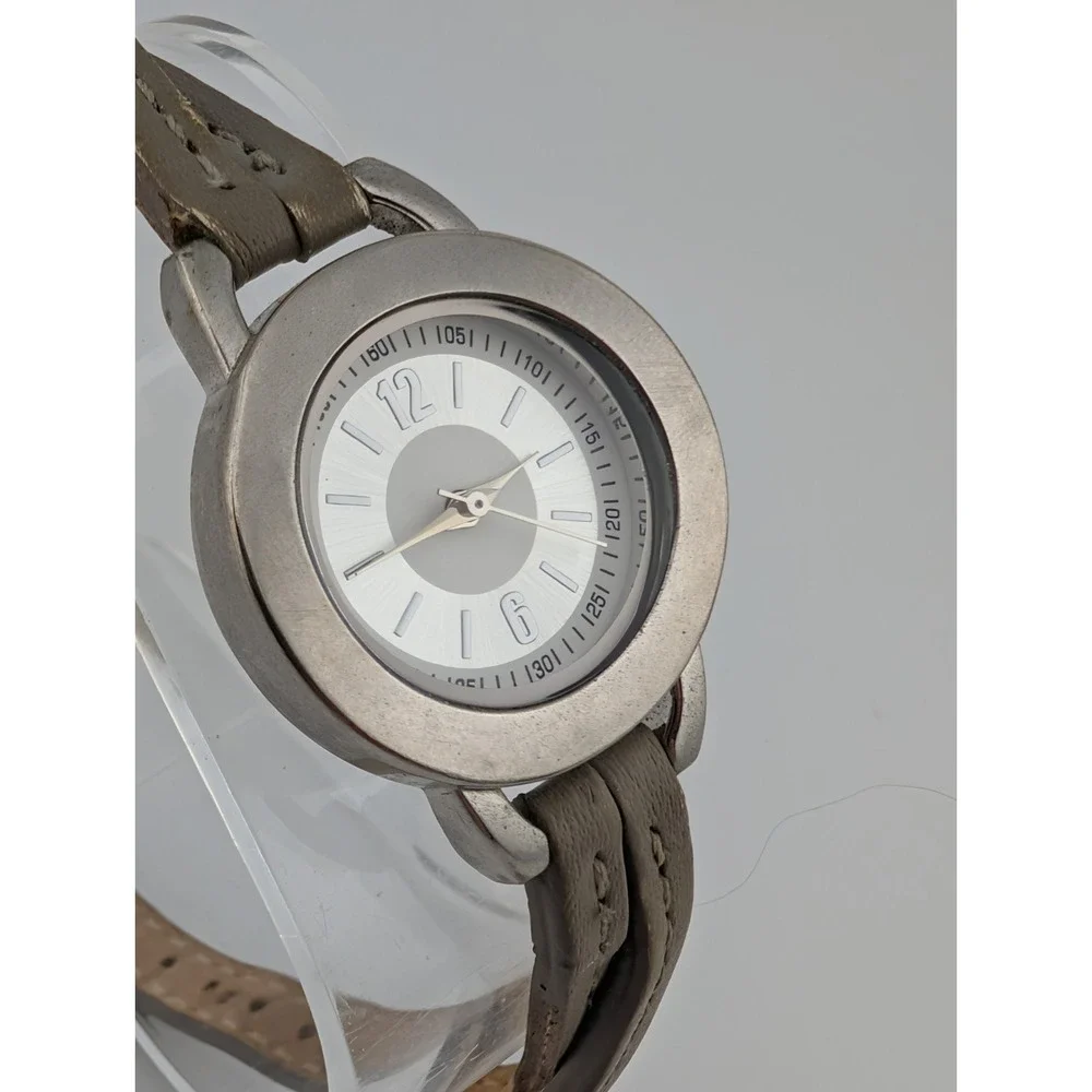 Women's Silver 27mm Watch Twisted Gray Faux Leather Band- New Battery‎
